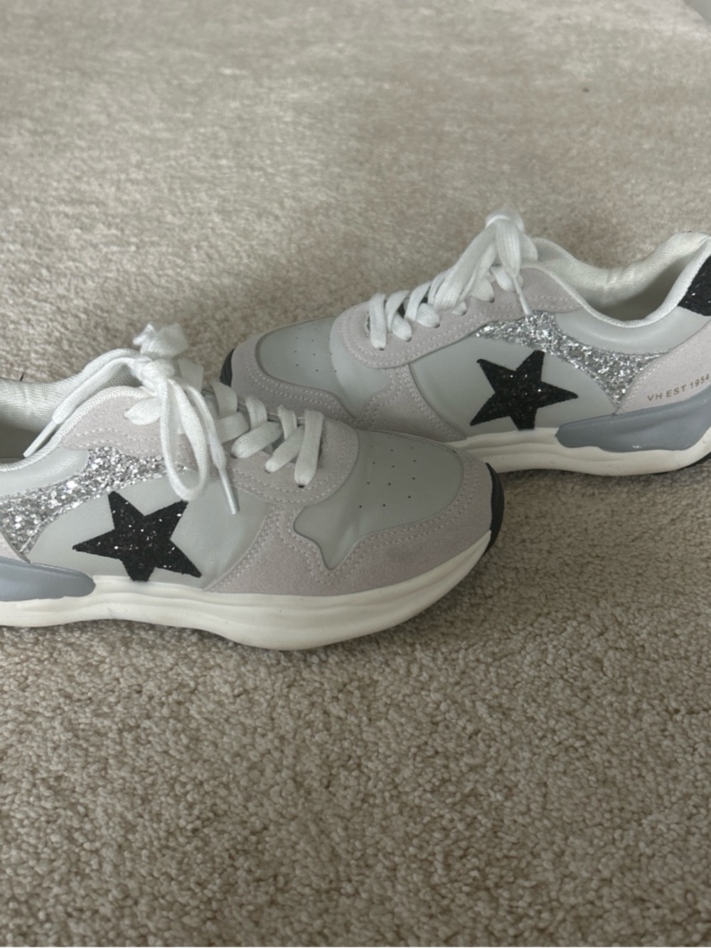 Vintage Havana White & Black Star Glitter Sneakers